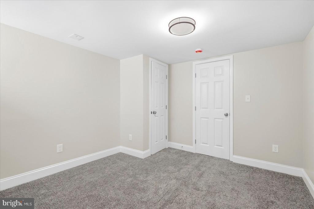 N Mount Olivet Ln, Baltimore, MD 21229