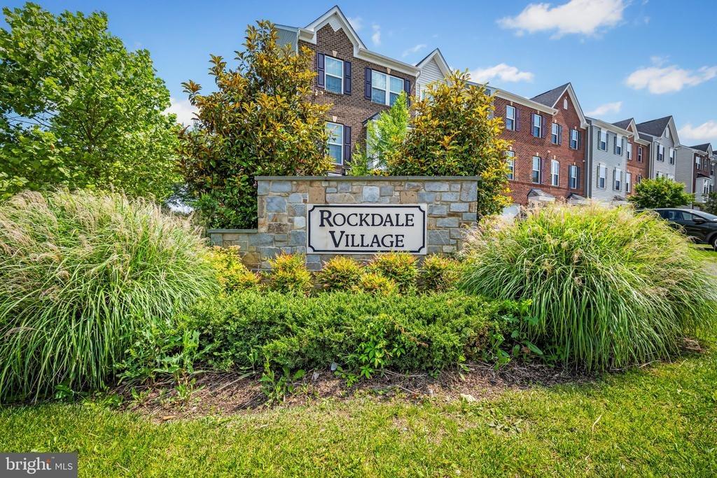 Kirk Farm Cir, Windsor Mill, MD 21244