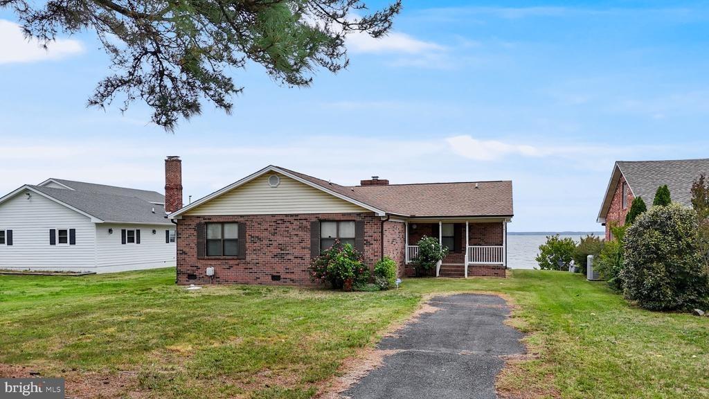 N Glebe Rd, Montross, VA 22520