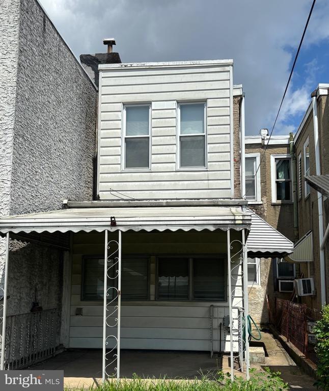 E Thompson St, Philadelphia, PA 19134