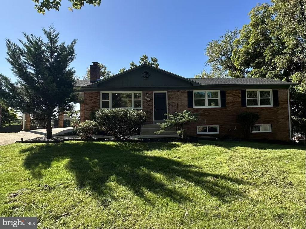 Aqua Lynn Dr, Fort Washington, MD 20744