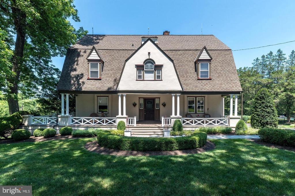 Grasshopper Ln, Ambler, PA 19002