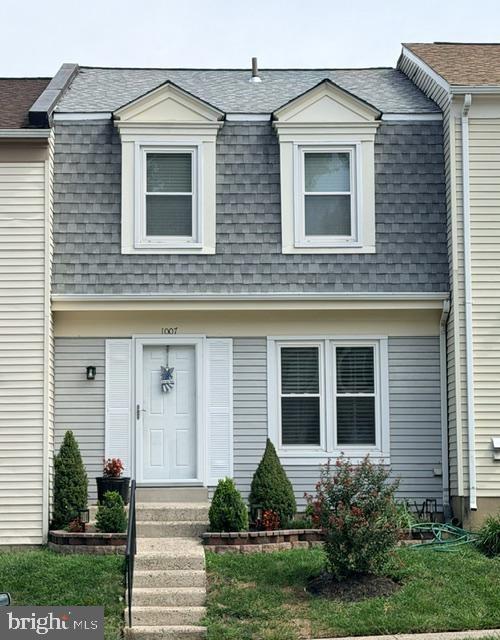 Marsden Ct, Sterling, VA 20164