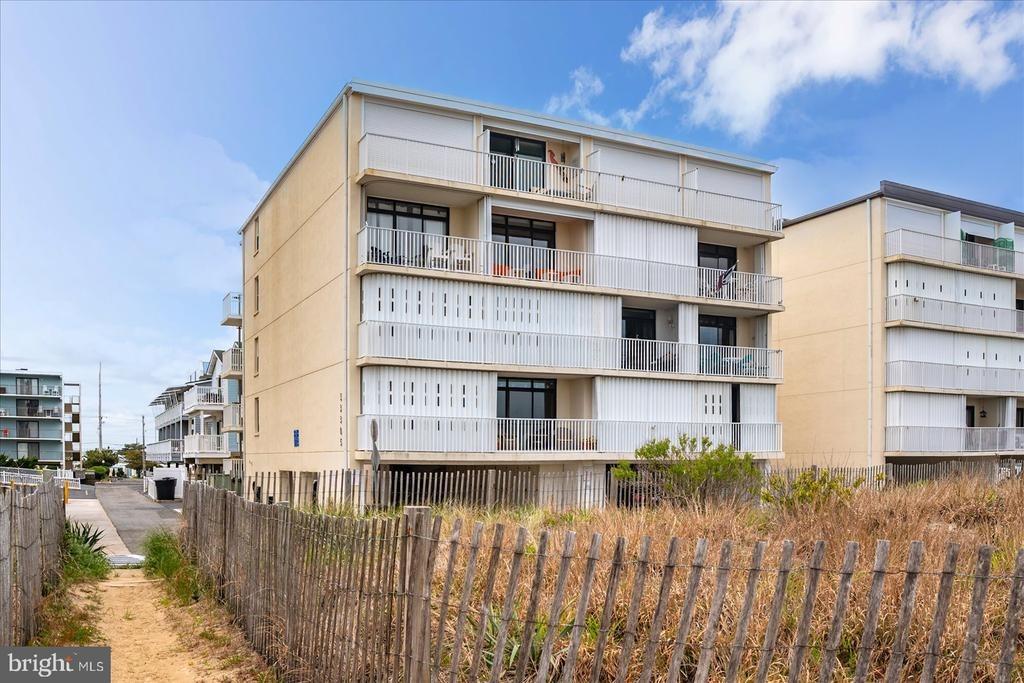 Wight St, Ocean City, MD 21842