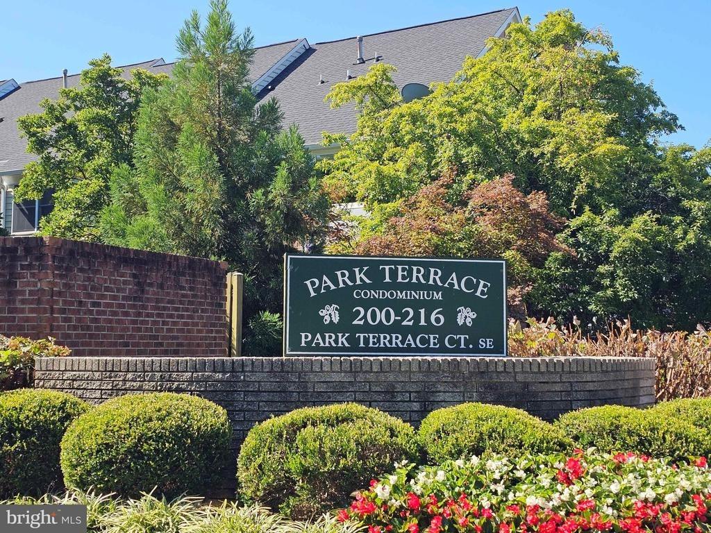 Park Terrace Ct Se, Vienna, VA 22180