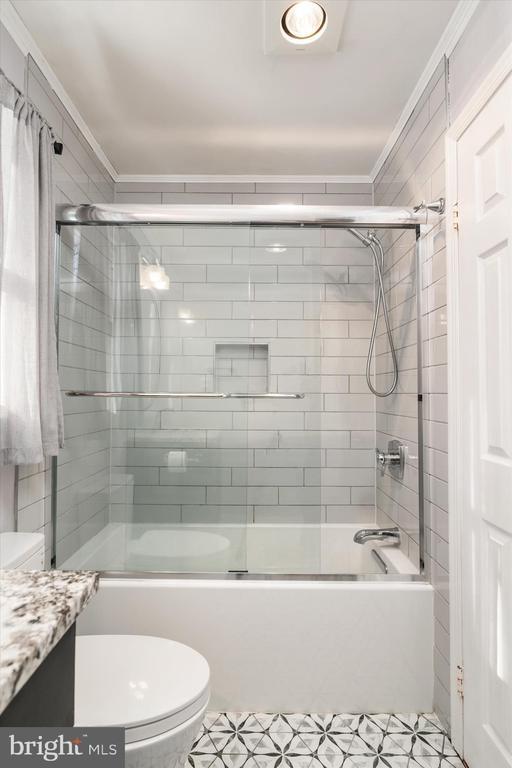 Hyde Park Dr, Annapolis, MD 21403