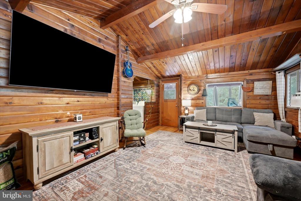 Revenoor Rd, Harpers Ferry, WV 25425