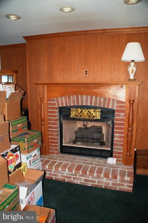 Kenton Dr, Langhorne, PA 19047