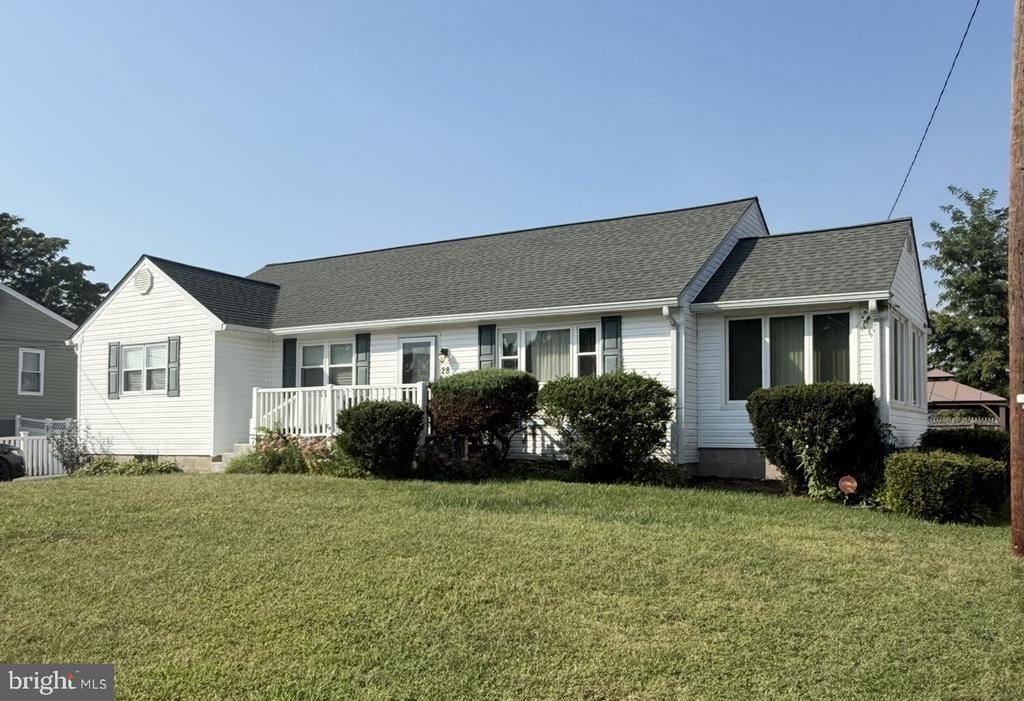 Cedar Dr, Glen Burnie, MD 21060
