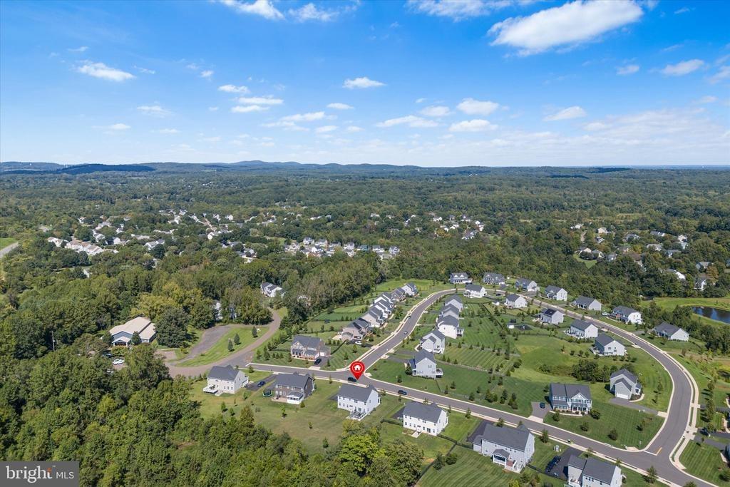 Bob White Dr, Warrenton, VA 20187