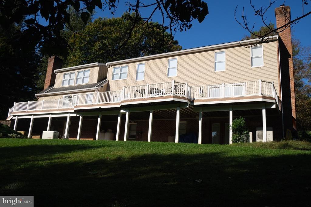Montvieu Ct, Cockeysville, MD 21030