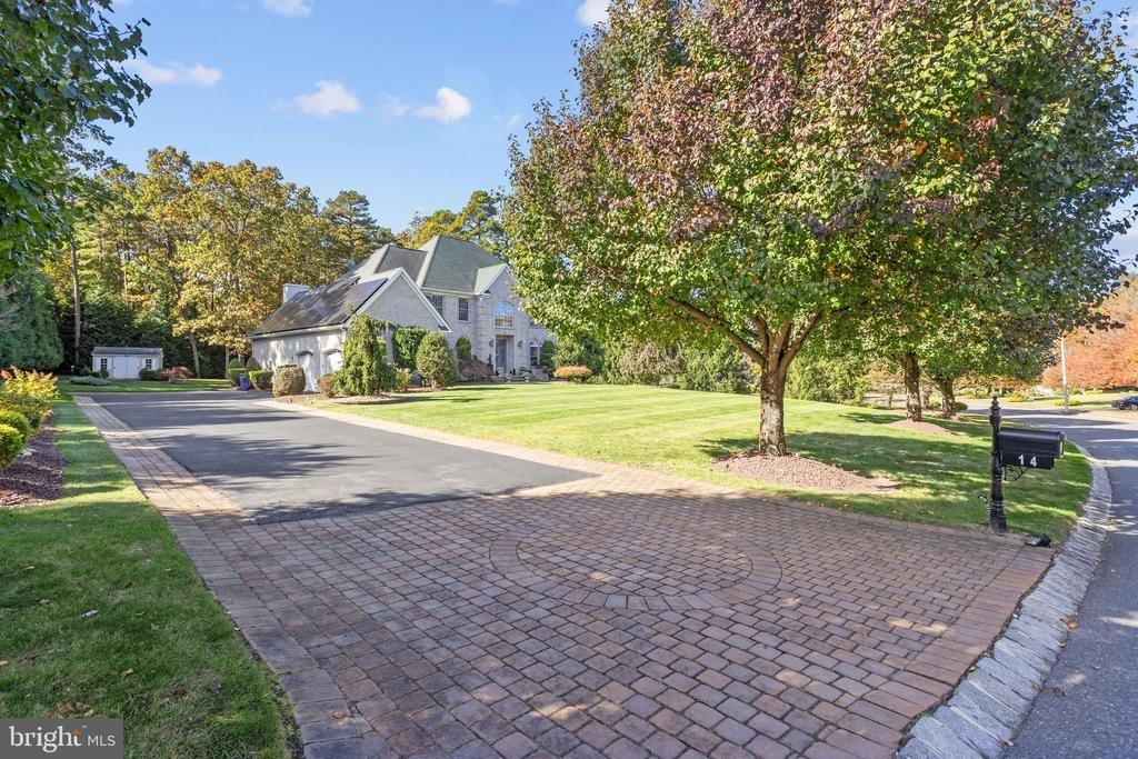 Conor Rd, Jackson, NJ 08527
