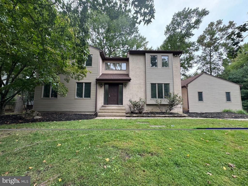 Kings Rd, Yardley, PA 19067