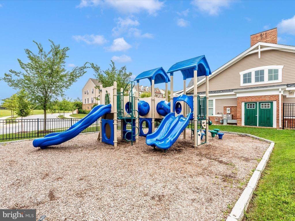Seney Ln # 567, Owings Mills, MD 21117