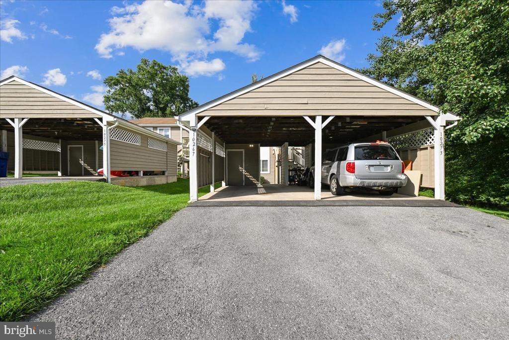 White Pelican Way, New Market, MD 21774