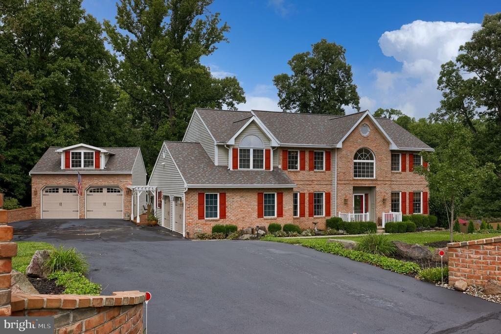 Colorado Dr, Birdsboro, PA 19508
