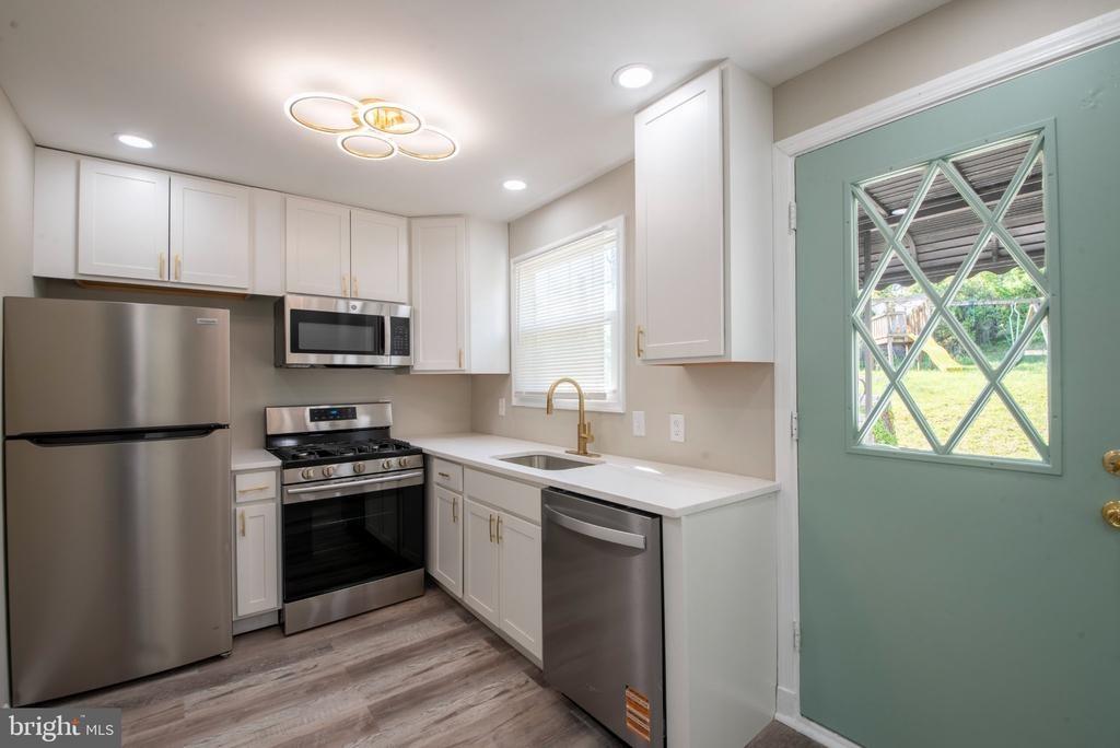 N Rogers Ave, Gwynn Oak, MD 21207