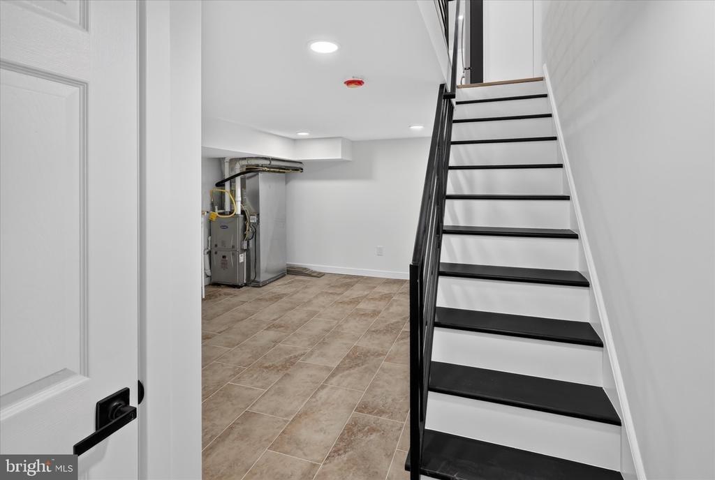S Lindenwood St, Philadelphia, PA 19143
