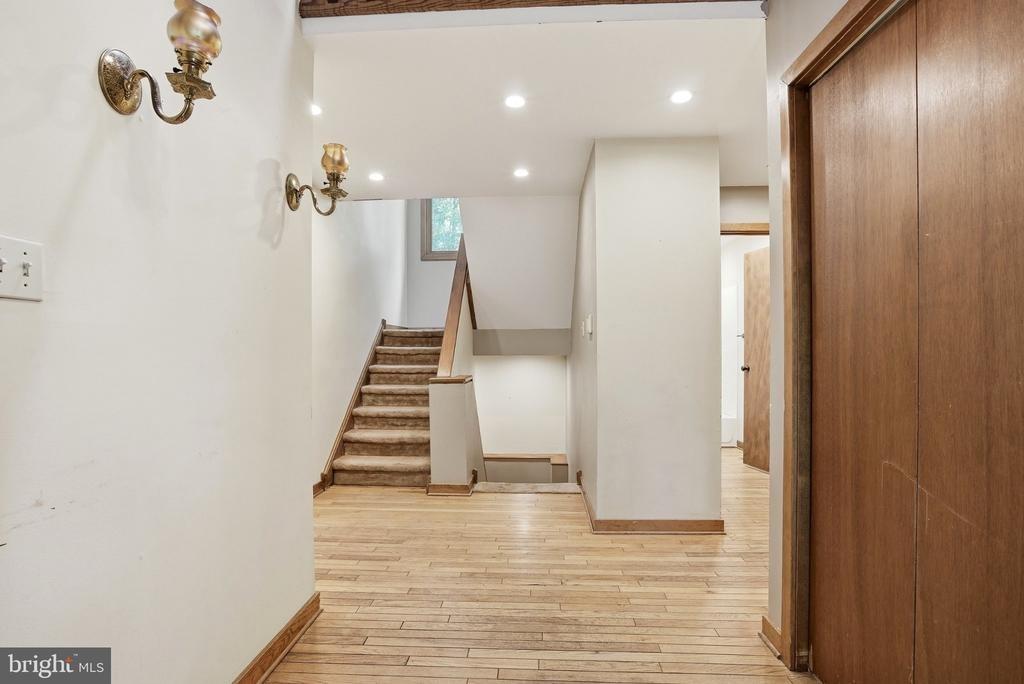 Upper Bank Dr, Chadds Ford, PA 19317