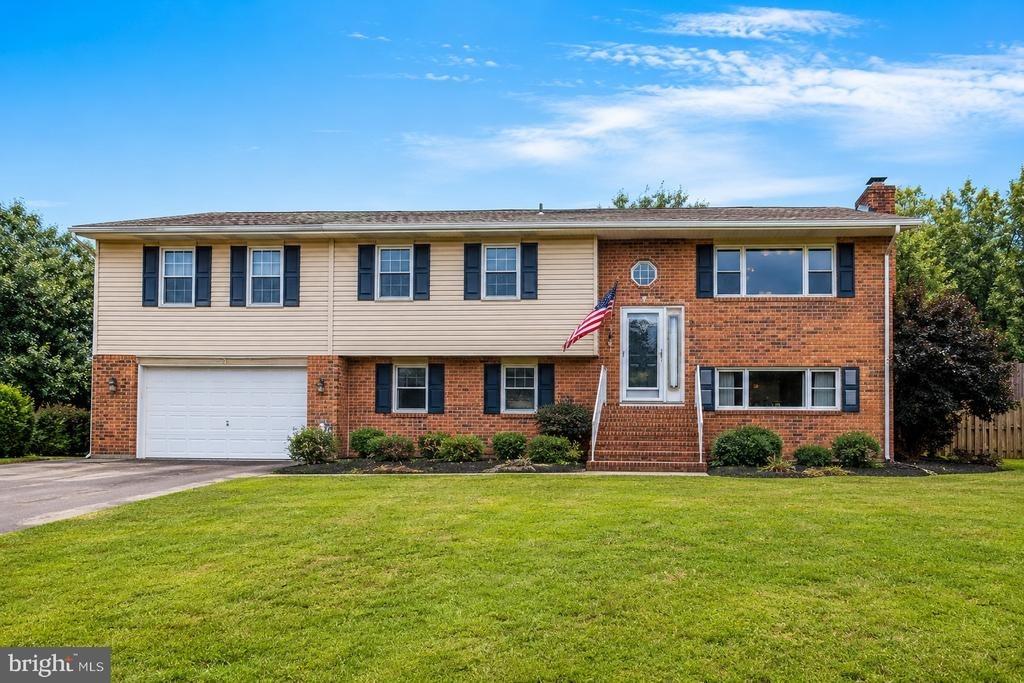 Anchor Ln, Chester, MD 21619