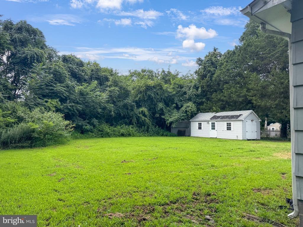 Fairfax Dr, Colonial Beach, VA 22443