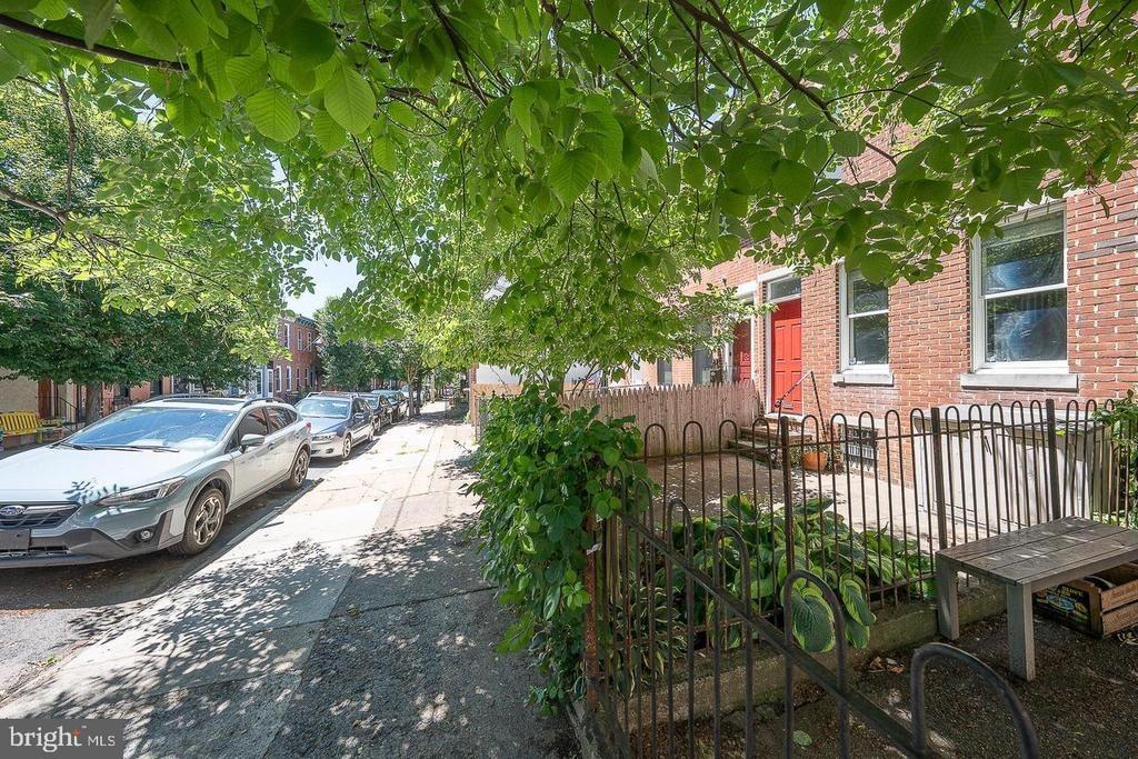 N Lecount St, Philadelphia, PA 19130