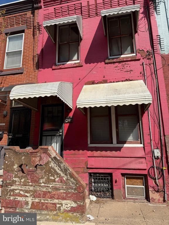 N 28th St, Philadelphia, PA 19121