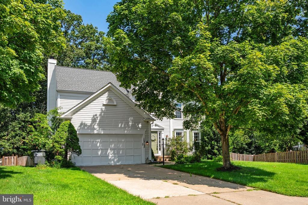 Purdham Dr, Woodbridge, VA 22192