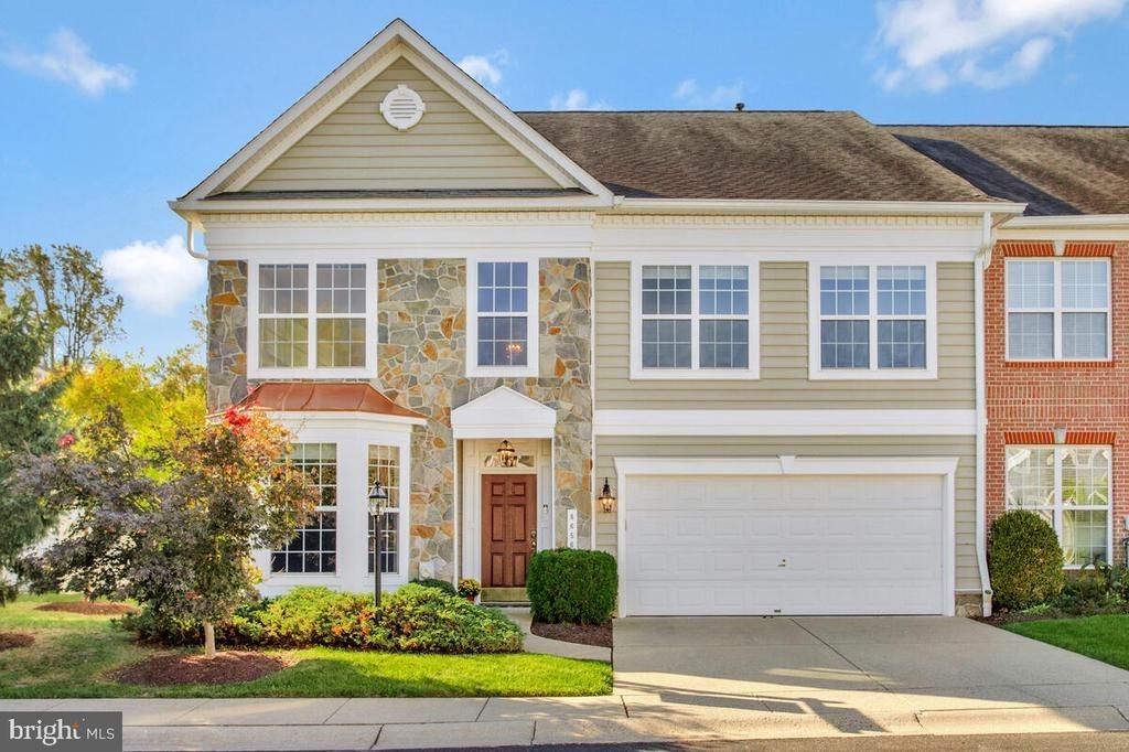 Vast Rose Dr, Columbia, MD 21045