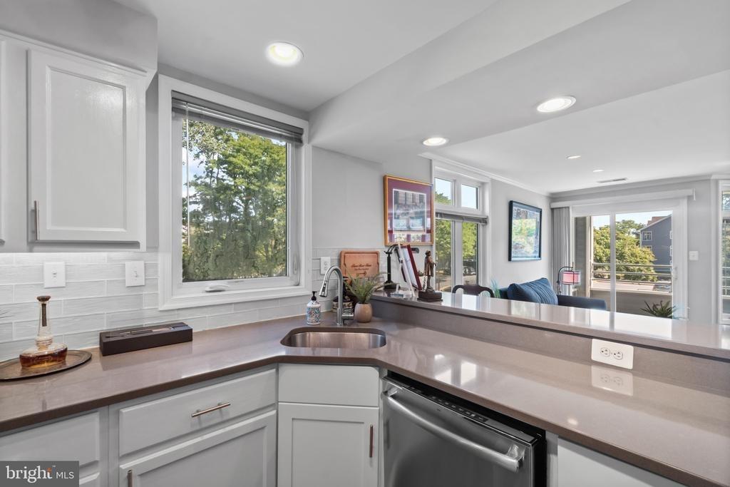Lake Heron Dr, Annapolis, MD 21403