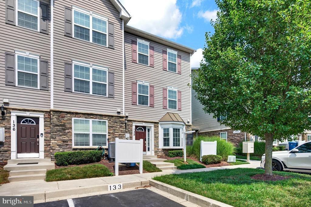 Cassandra Dr, Sykesville, MD 21784