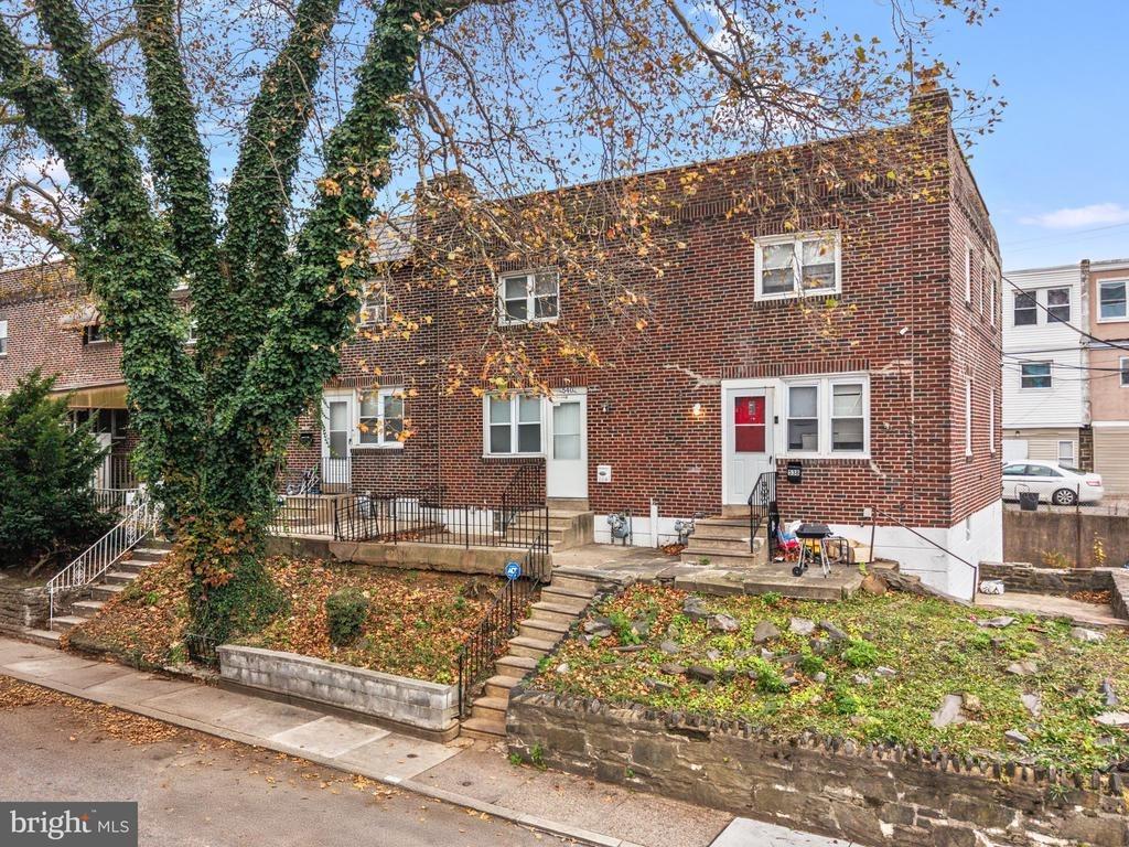Snowden Rd, Upper Darby, PA 19082