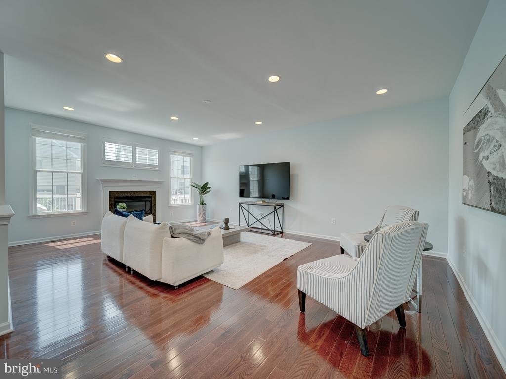 Barnstead Dr, Ashburn, VA 20148