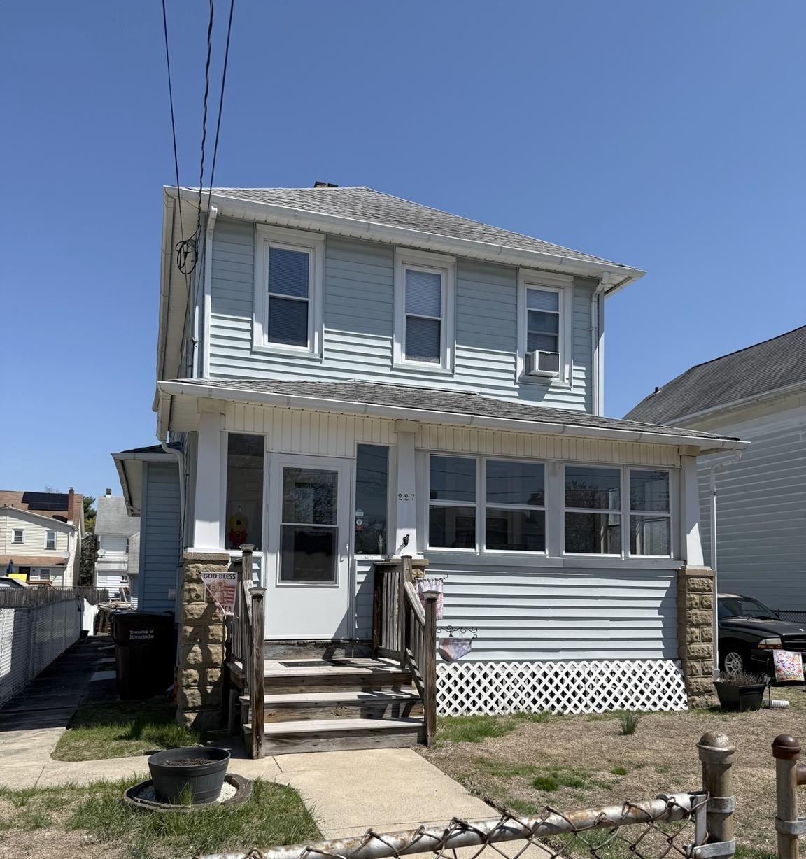 Heulings Ave, Riverside, NJ 08075