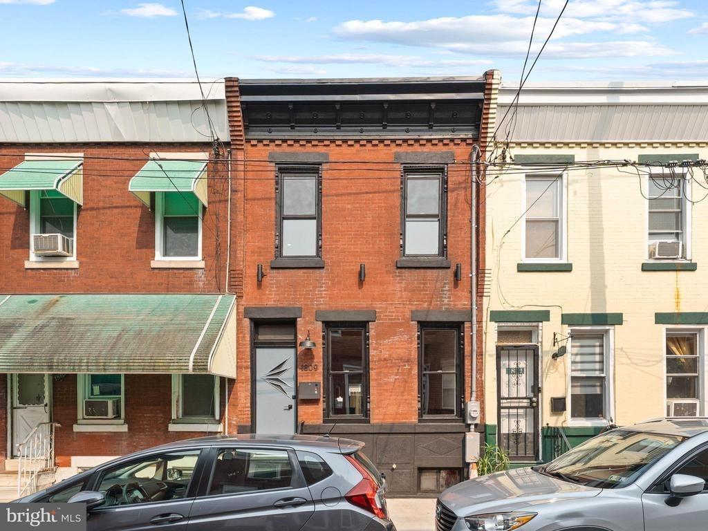 S Chadwick St, Philadelphia, PA 19145