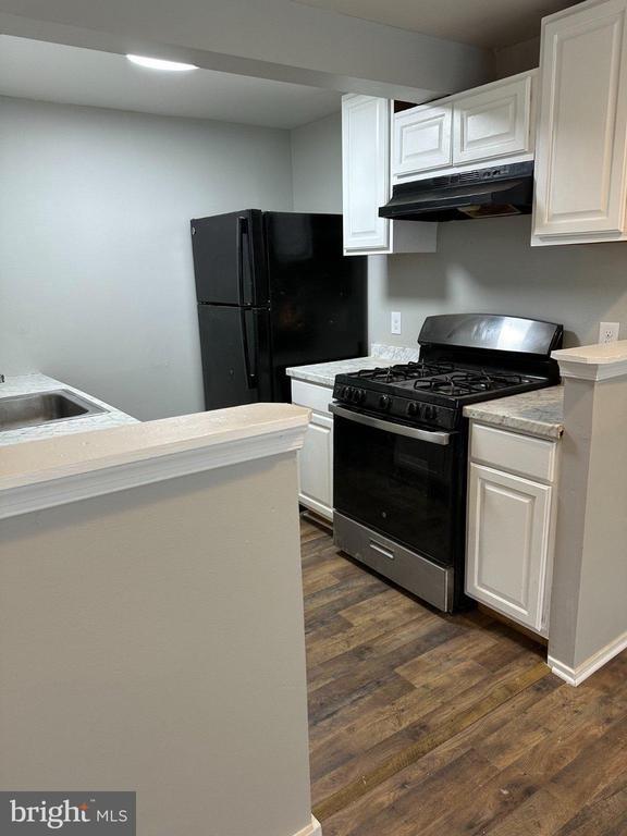 Dutch Village Dr, Hyattsville, MD 20785