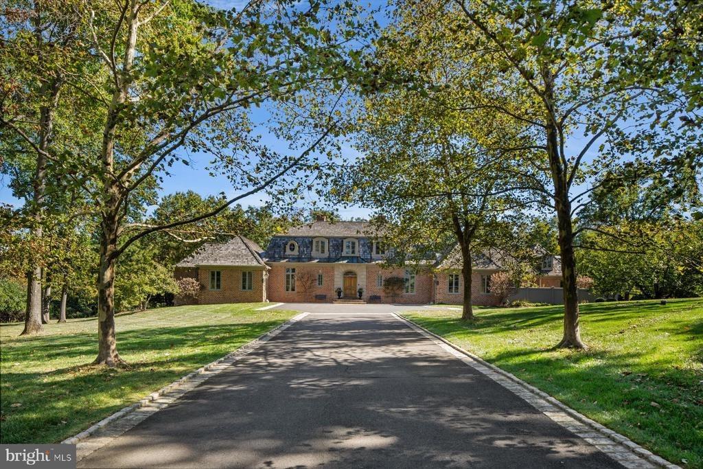 Sheaff Ln, Fort Washington, PA 19034