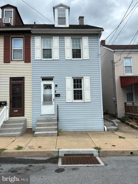 Manor St, Columbia, PA 17512