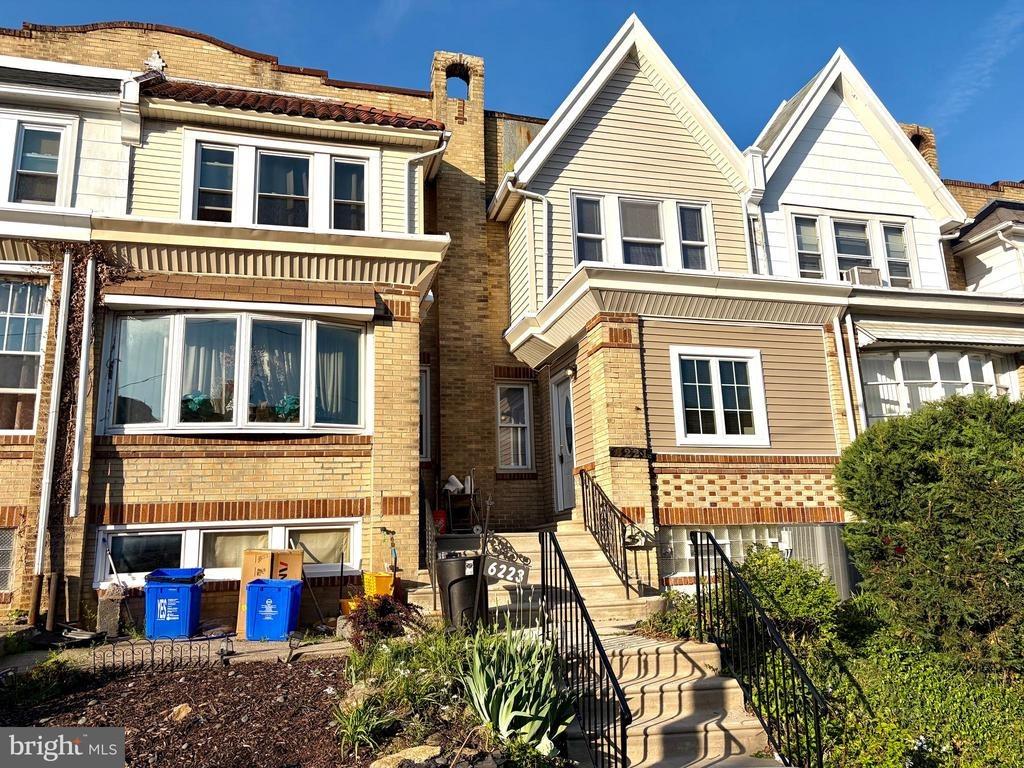 Gardenia St, Philadelphia, PA 19144