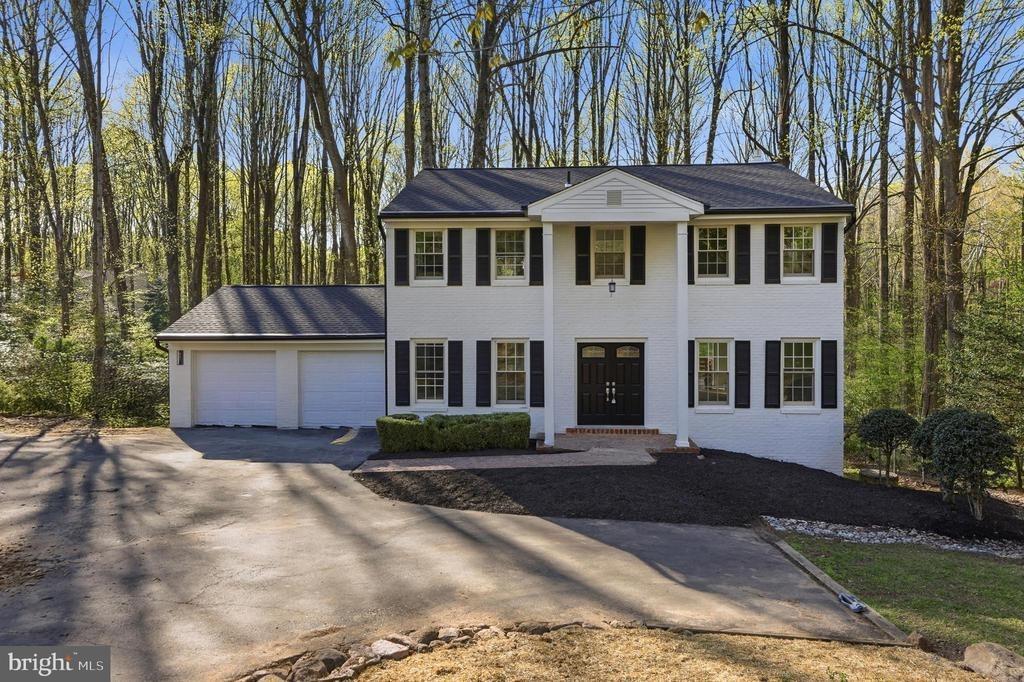 Westwood Hills Dr, Herndon, VA 20171