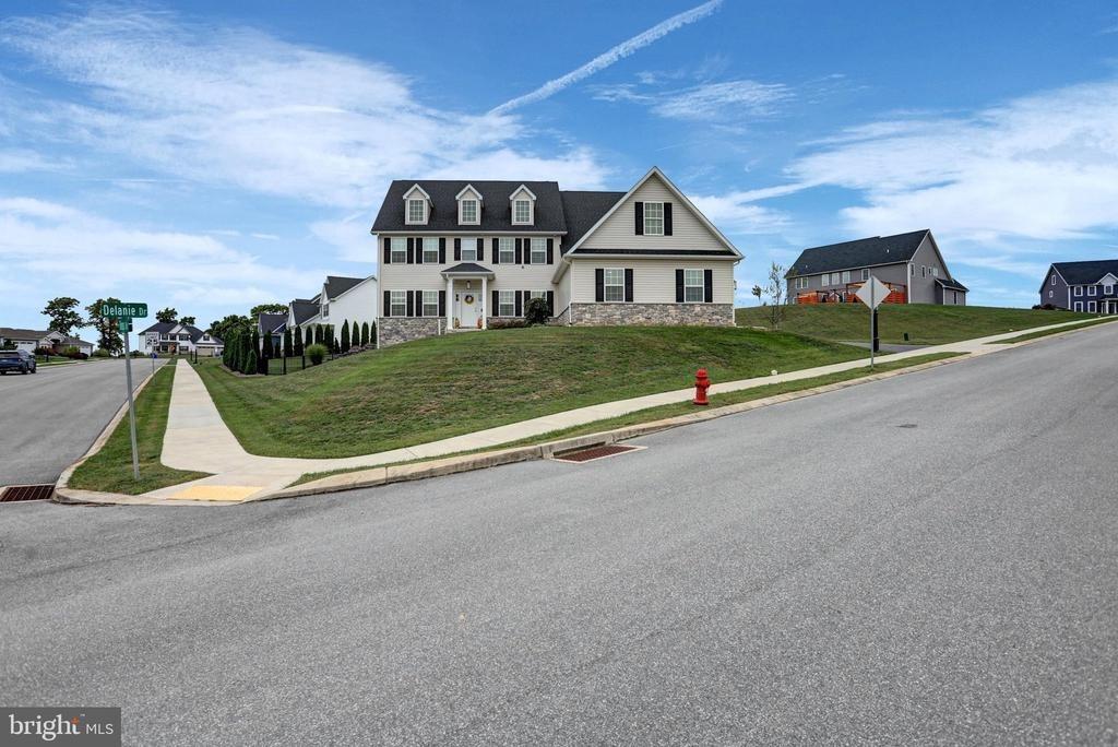 Delanie Dr, Greencastle, PA 17225
