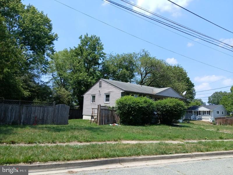 Nimitz Dr, District Heights, MD 20747