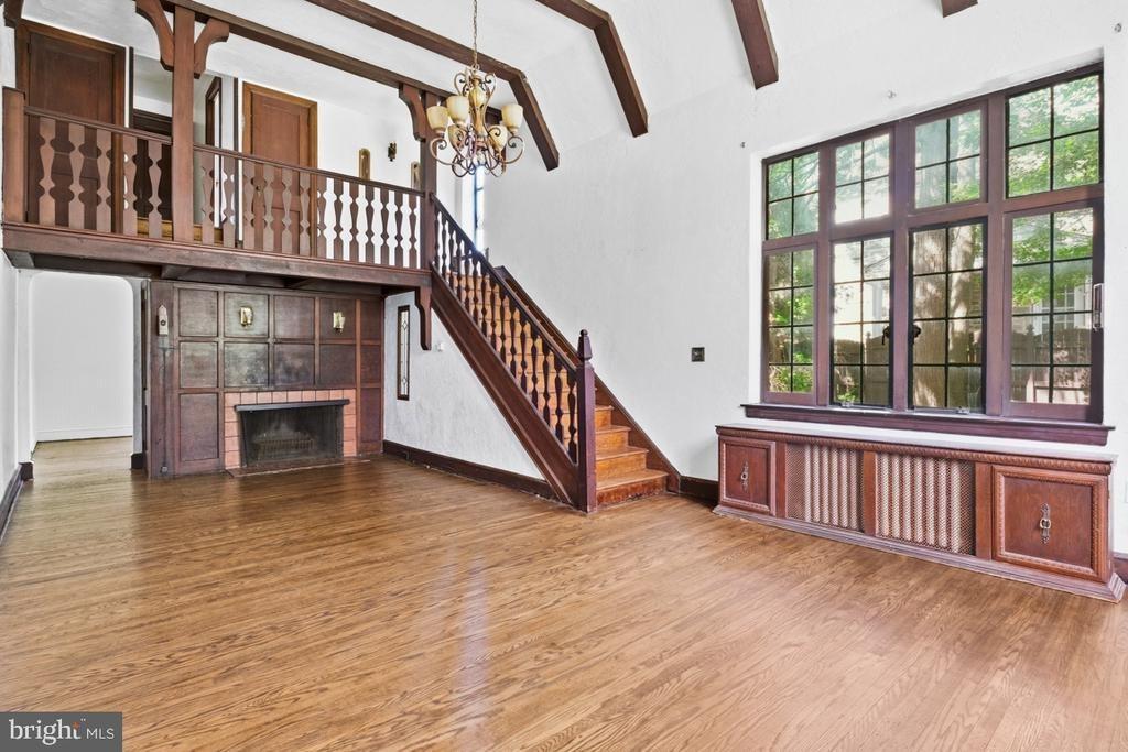 Burmont Rd, Drexel Hill, PA 19026