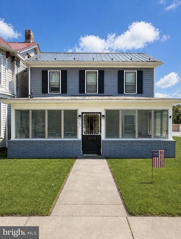 N Washington St, Berkeley Springs, WV 25411