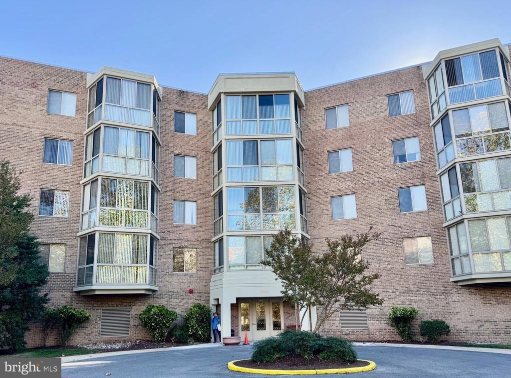N Leisure World Blvd, Silver Spring, MD 20906