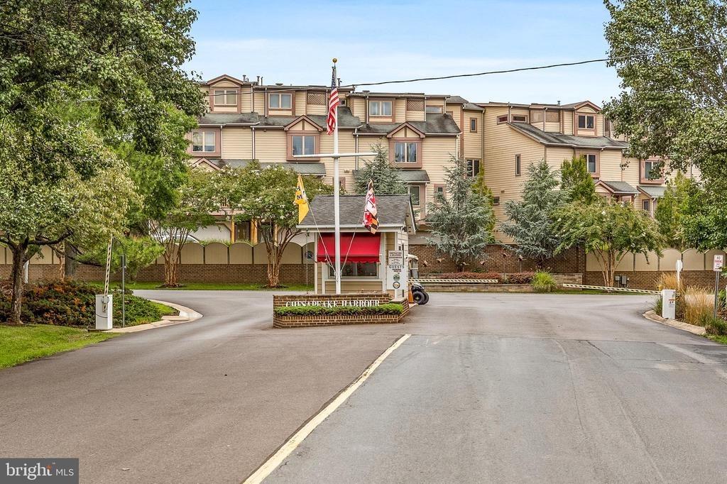 Quay Village Ct, Annapolis, MD 21403