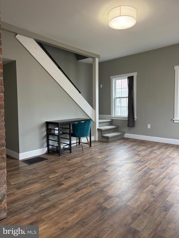 Washington St, Frostburg, MD 21532