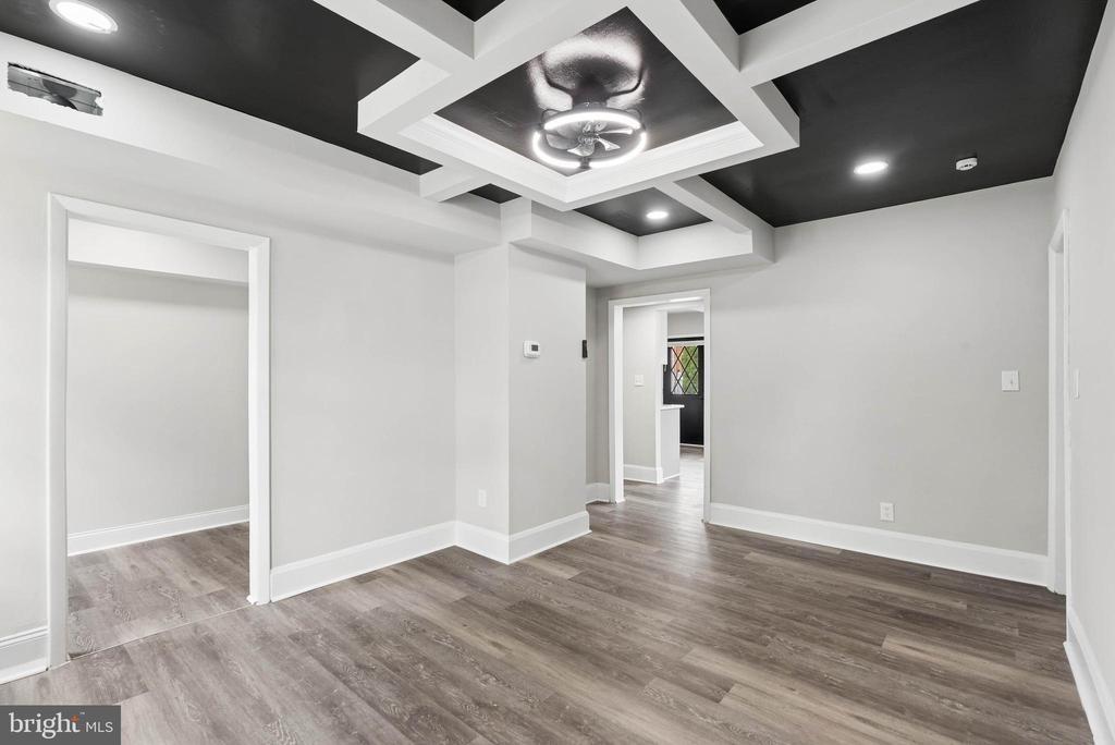 Annellen Rd, Baltimore, MD 21215