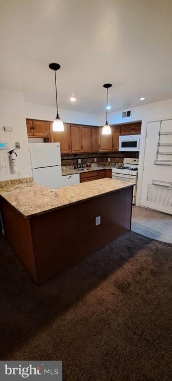 Pineview Ct Ne, Washington, DC 20018