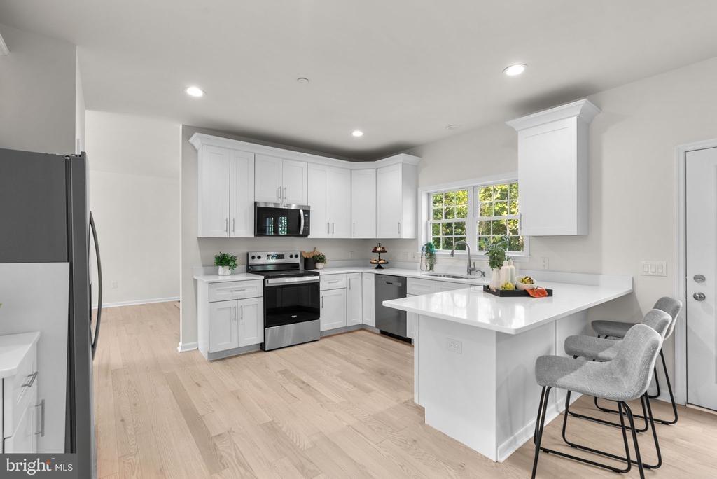 Shams Ln, Jessup, MD 20794